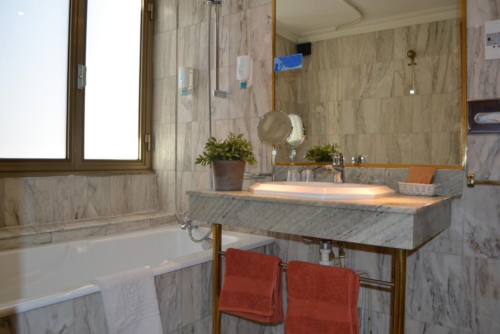 Saint Ferreol Hotel Marselha Quarto foto